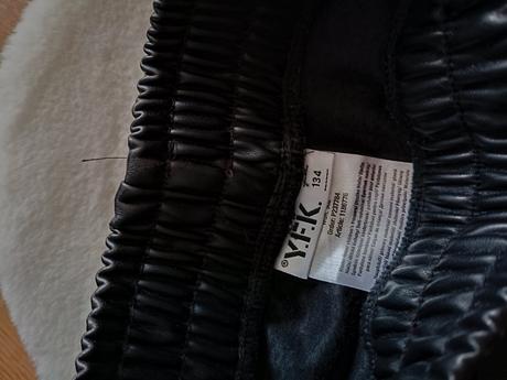 Dievčenské koženkové nohavice, 134