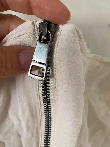 Luxusný hodvábny top burberry london, burberry,xs