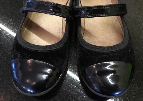 Garvalin kožené balerinky, 31