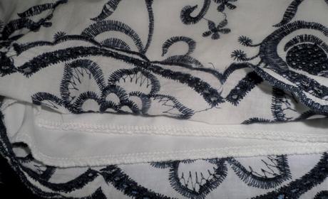 Šortky s výšivkou, s