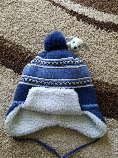 Veľmi teplá čiapka, 80