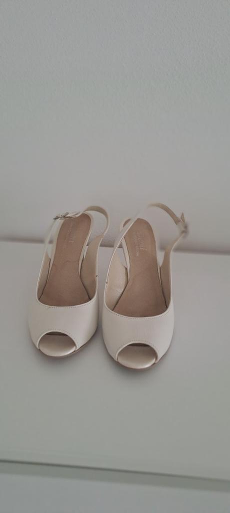 Biele sandále, 39