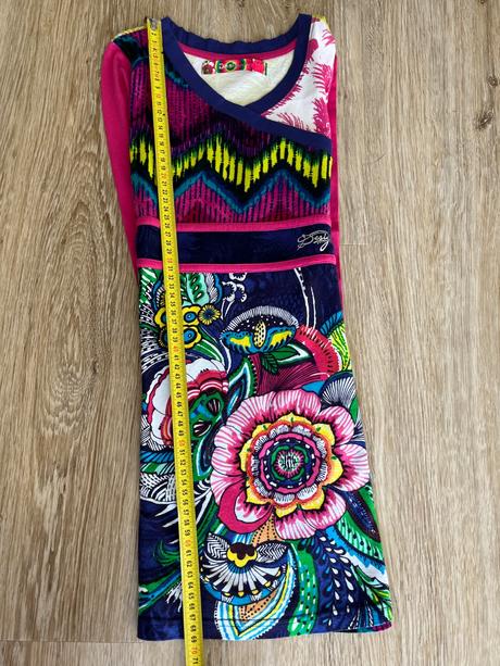 Šaty desigual ako nové 9/10 r, desigual,134