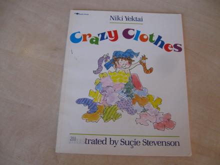 Knižka - crazy clothes,