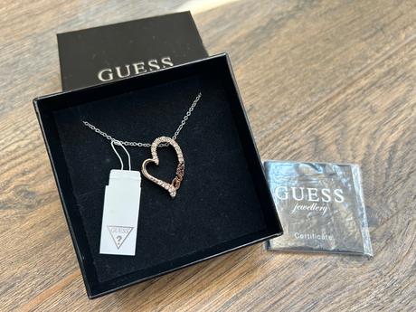 Guess náhrdelník, guess