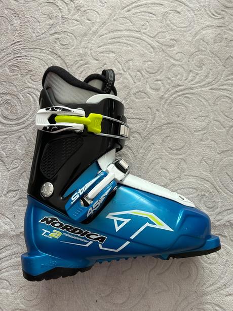 Lyziarky, nordica,32