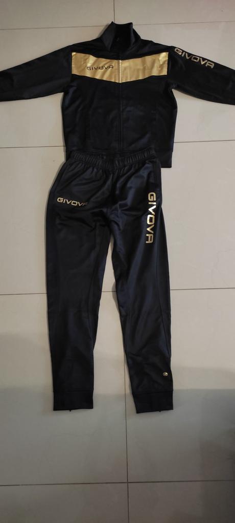 Teplakova súprava givova, s