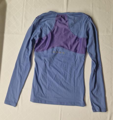 Funkčný nátelník, s