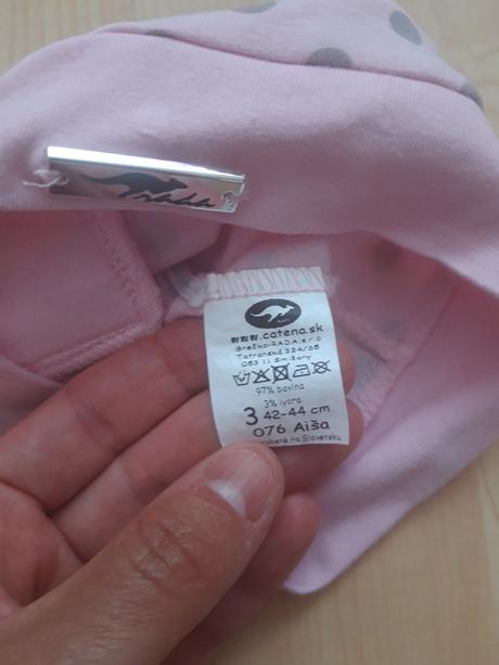 Dievčenské čiapky, rada,<50