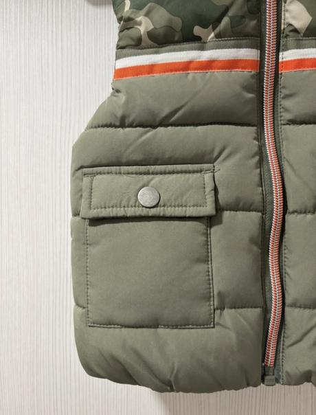 Chlapčenská vesta, f&f,56