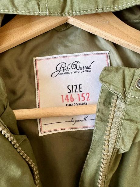 Olivová parka s kolibríkom, takko,xs