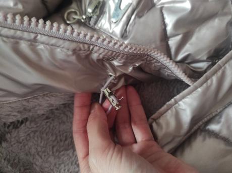 Teplá zimná bunda, 122