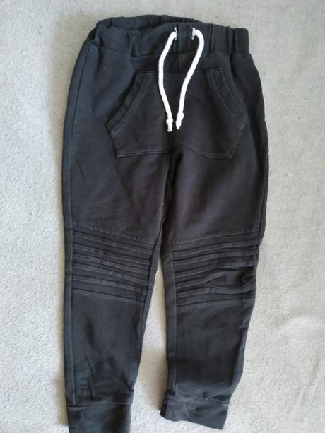 Tepláky pudlove, 104