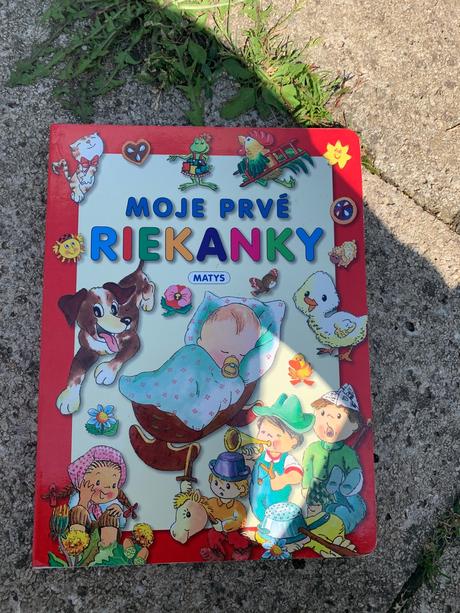 Kniha - prve riekanky,