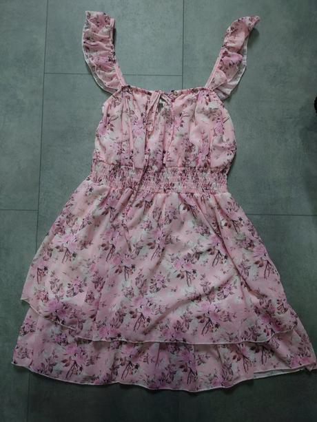 Kvetinové letné šaty, m / s