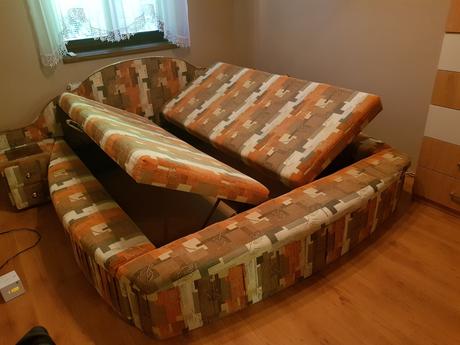 Predám manželskú posteľ, 