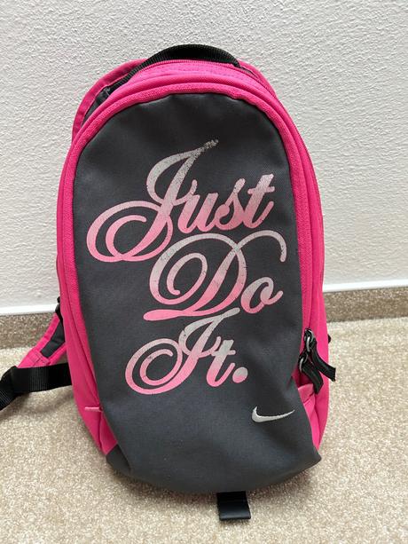 Ruksak nike, 