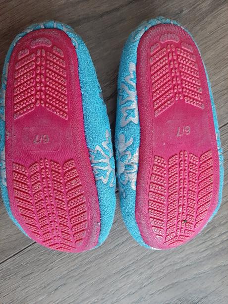 Papučkové balerinky, 21