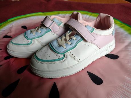 Kožené tenisky, 36