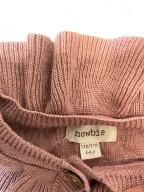 Newbie svetrík, newbie,110