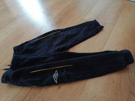 Bavlnené tepláčky, umbro,86