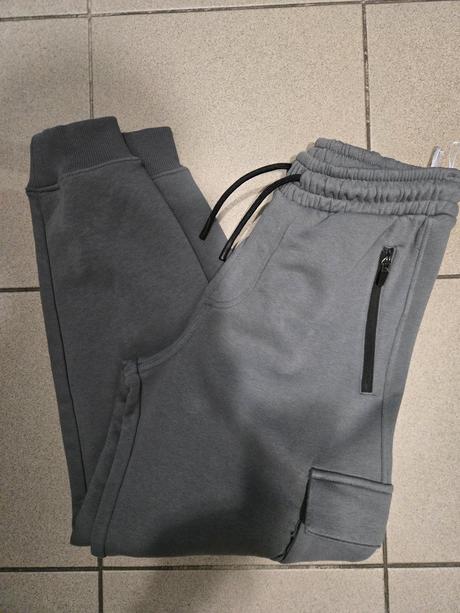 Tepláky pre chlapca 152, c&a,152