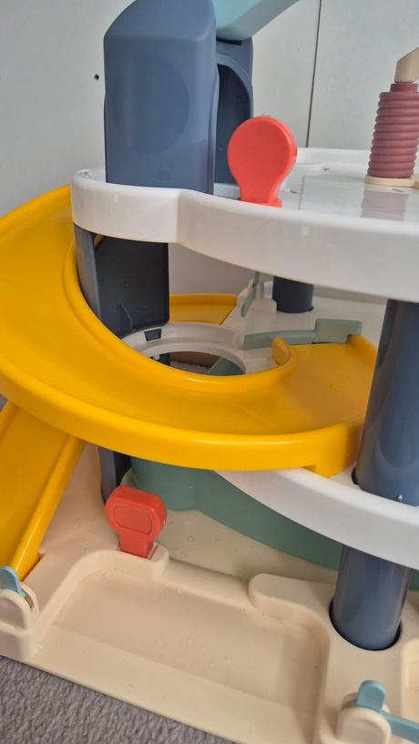 Smooby garaz + auticka, 