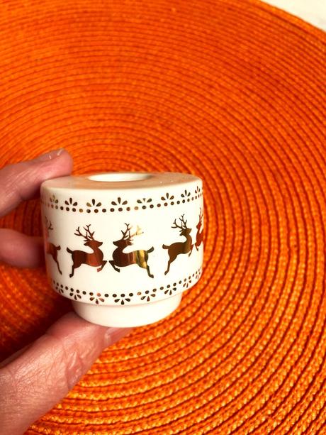 Porcelánový vianočný svietnik,