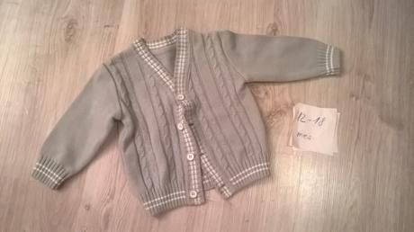 Tenký sivý svetrík, 86