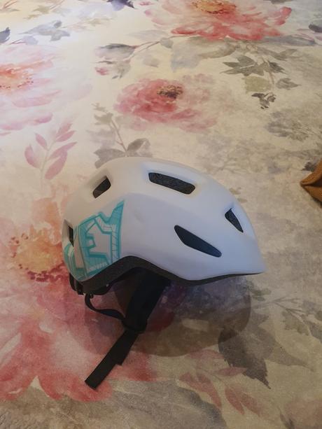 Prilba na bicykel top stav, xs