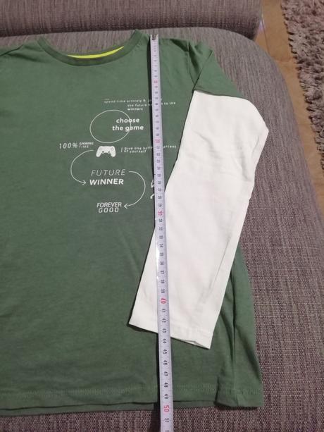 Tričko v super stave, sinsay,134