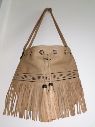 Kabelka so strapcami,