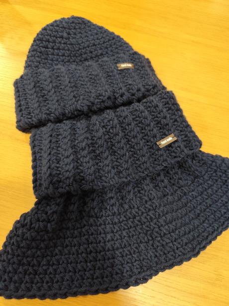 Čiapka a nákrčník, 134