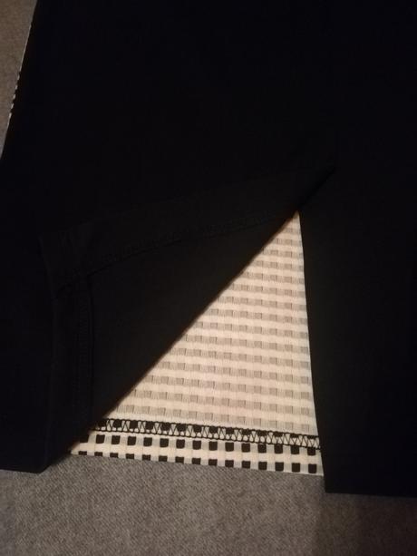 Karovana suknicka, m