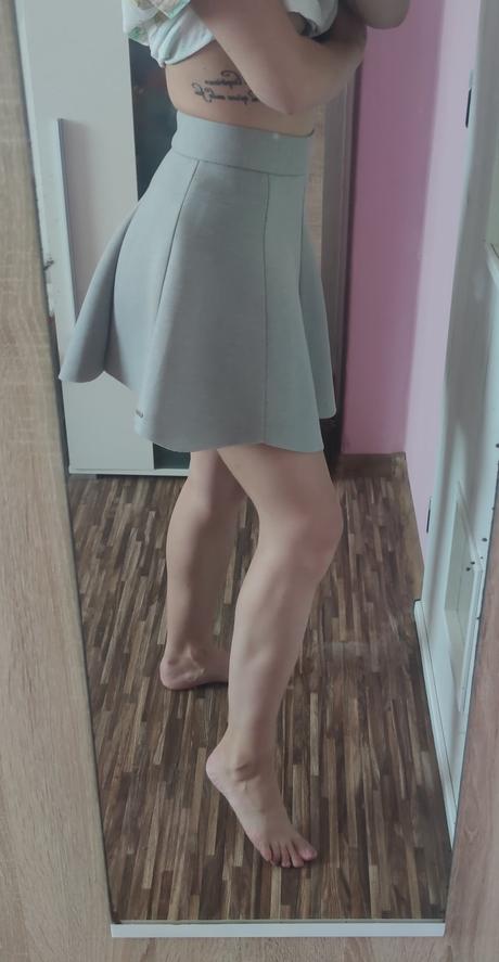 Dámska áčková sukňa, s