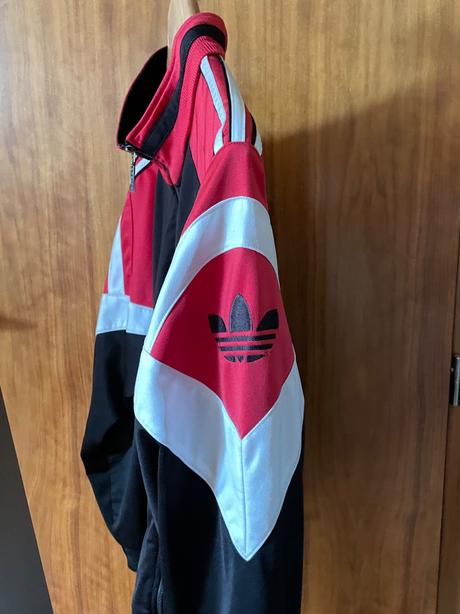 Čierno-červená mikina na zips s logom športová, adidas,m