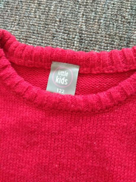 Vianocny sveter so sobom, 128