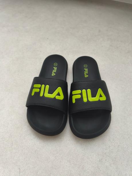 Fila slapky, fila,33