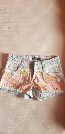 Šortky, tally weijl,34