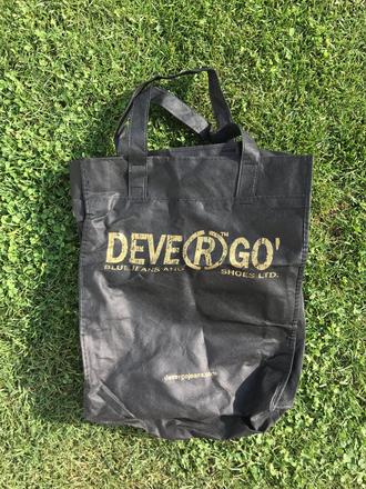 Čierna taška devergo,