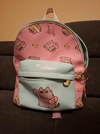 Ruksak pusheen,