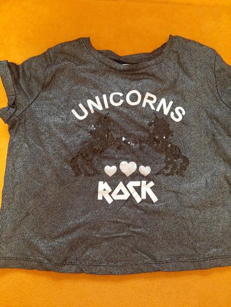 Predám tričká, 134