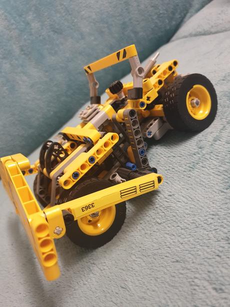 Skladačka - úplna kopia lega technic 42035, 