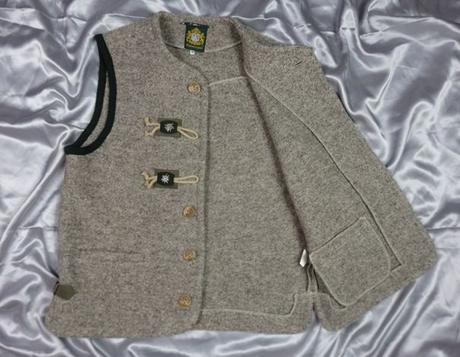 Luxusná vlnená vesta ku kroju, l