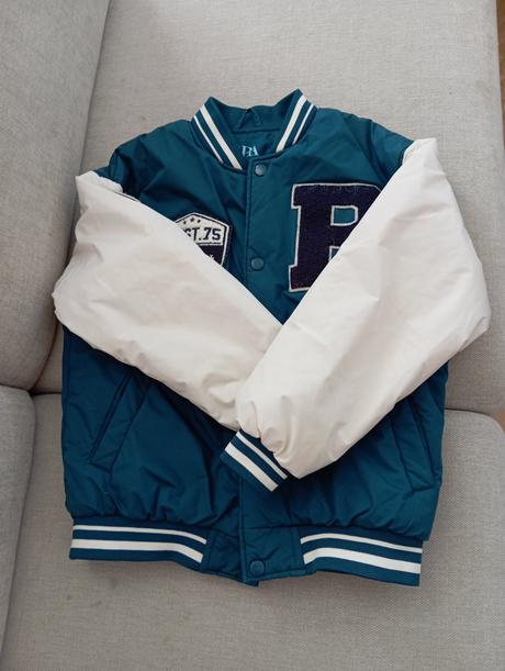 Darujem chlapčenskú bundu, zara,140