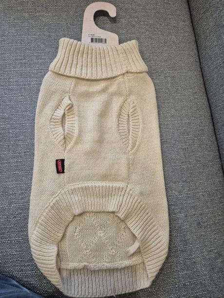 Svetrík pre psíka, 