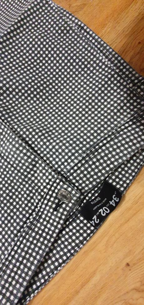 Nohavice, bershka,34