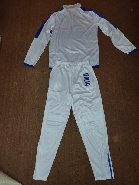 Tepláková supreva, m