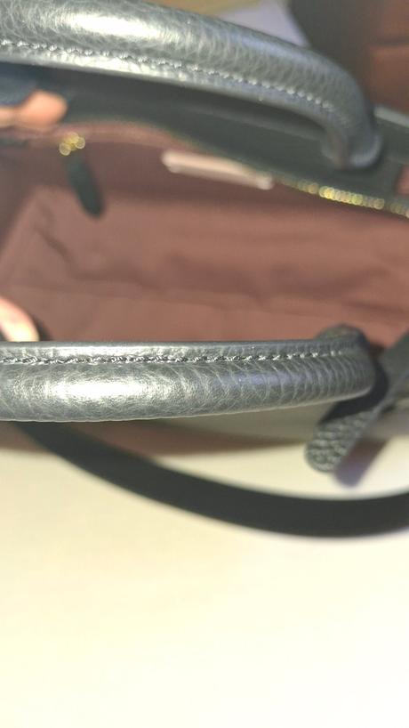 Tmavomodrá kabelka coccinelle, coccinelle