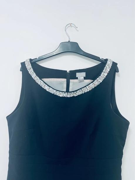 Čierne elegantné šaty h&m so strieborným výstrihom, h&m,46
